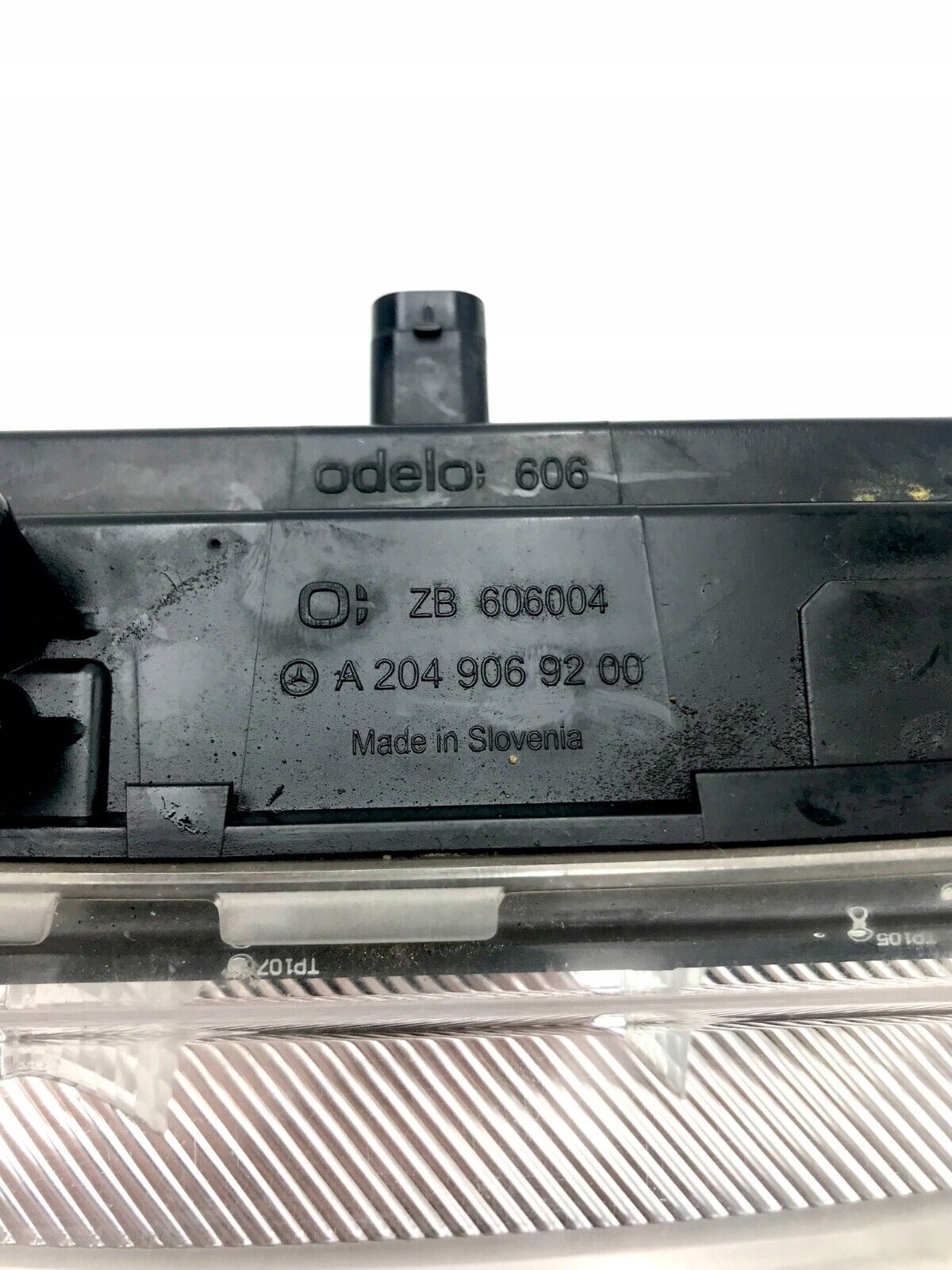 Lampa LED DRL prawy światło Jazdy Dziennej Mercedes W246 B-Klasa oryginał - obrazek 3