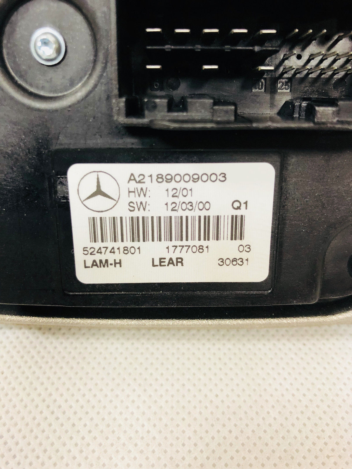 A.218.900.90.03 A2189009003 PRZETWORNICA XENON ILS MERCEDES CLS W218 C218 X218 ORYGINAŁ